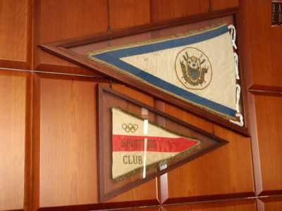 ...che dal 1984 riunisce in un�unica sede il Circolo Canottieri Barion e lo Sporting Club di Bari (che operava nel vicino teatro Margherita)
